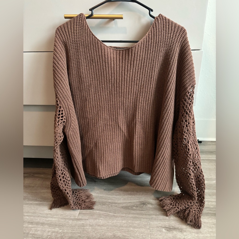Arula crochet sweater